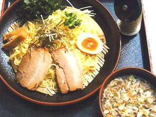 まる豚つけ麺