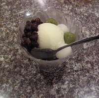 有機小豆と白玉とアイスクリームのデザート