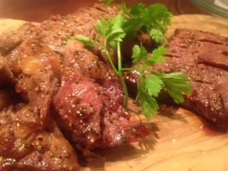 男前ウッシーナ盛り　～お肉のグリル豪快盛り合わせ～