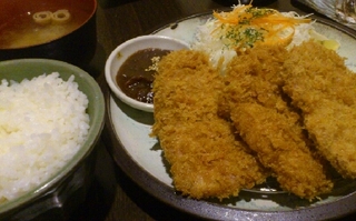 りんご味噌カツ定食