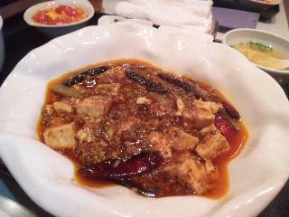 四川産サンショウの効いた激辛マーボードーフ