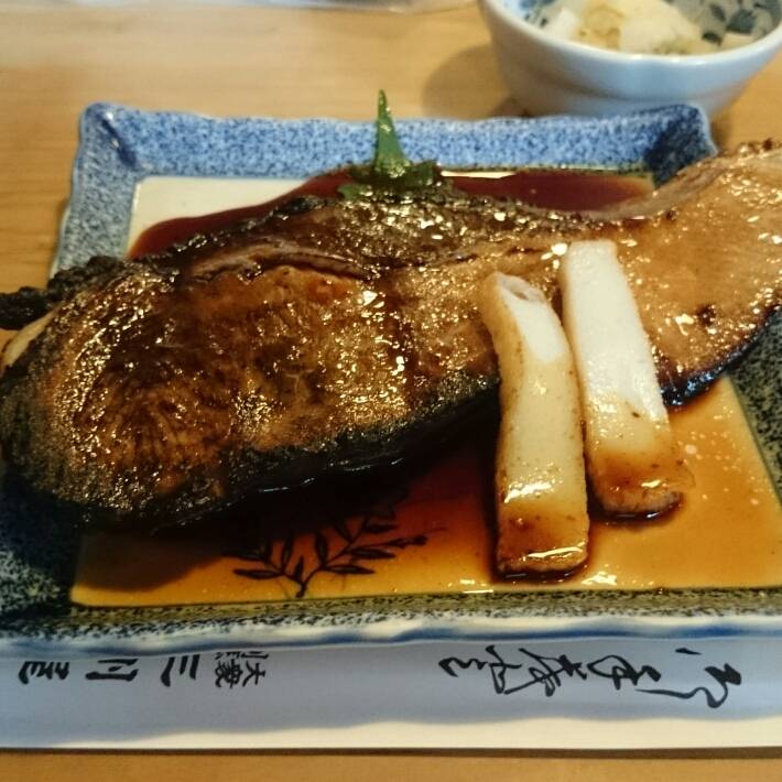 ぶりの照焼定食