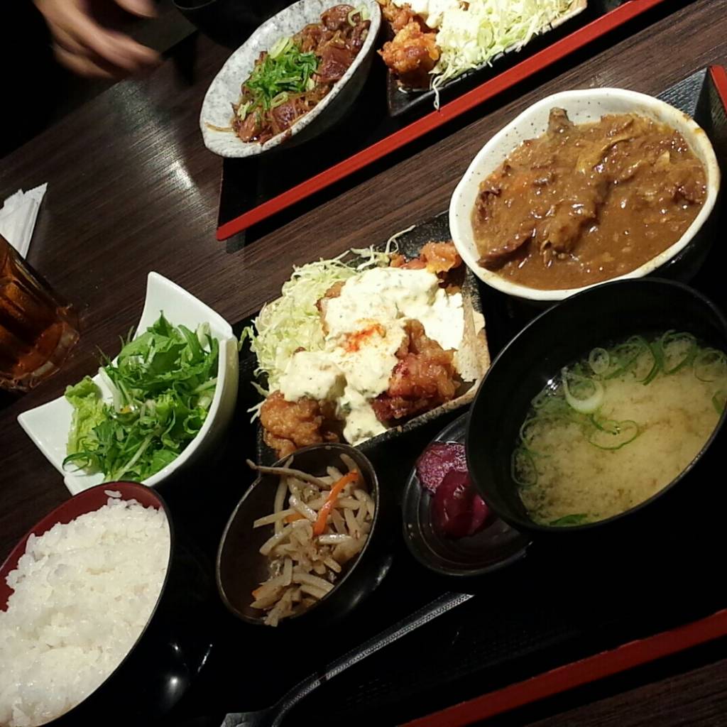 チキン南蛮ともつカレー