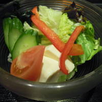 日替わりランチＢ　５００円　ランチサラダ１００円