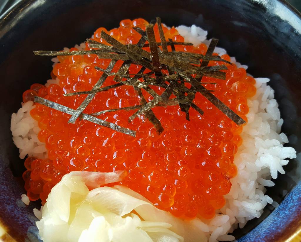 いくら丼