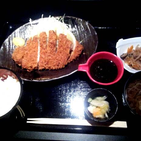 ロースカツ定食