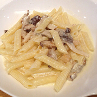 きのこのクリームソース　生ペンネ