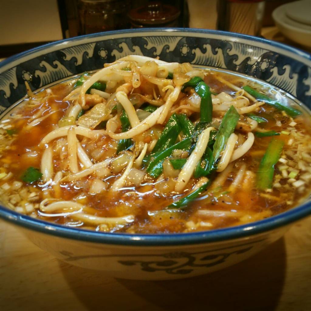 ピリ辛野菜の山水麺