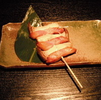 エリンギ茸と熟成ベーコンの串焼き