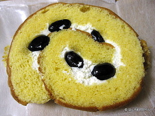 和三盆黒豆ロール
