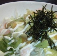 アボカドシュリンプごはん