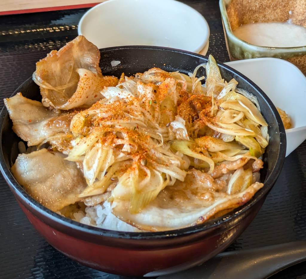 金太郎パワー丼