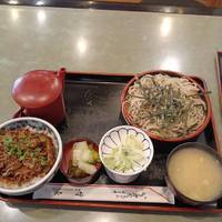 ざる・牛焼肉丼