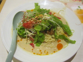 豆乳仕立てのまろやか冷やし坦々麺