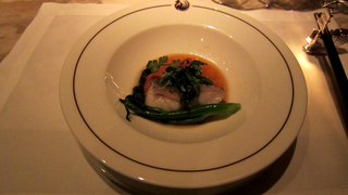 石垣島産ハタの蒸し魚　