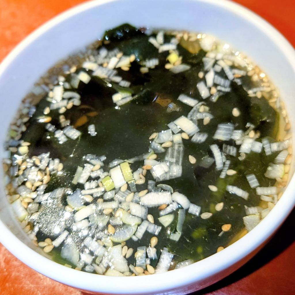 ワカメスープ