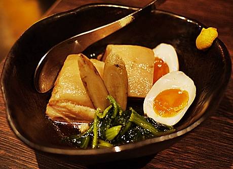 １２時間じっくり煮込んだラフテー