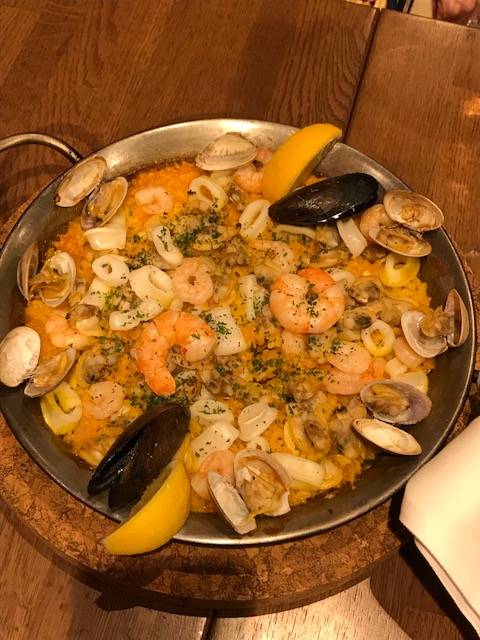 瀬戸内産魚介類のパエジャ