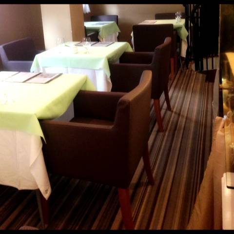 Ｓａｌｏｎ　ｄｅ　ｔｈｅ　Ｊａｍｉｎ