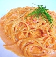 生うにのトマトクリームソースパスタ