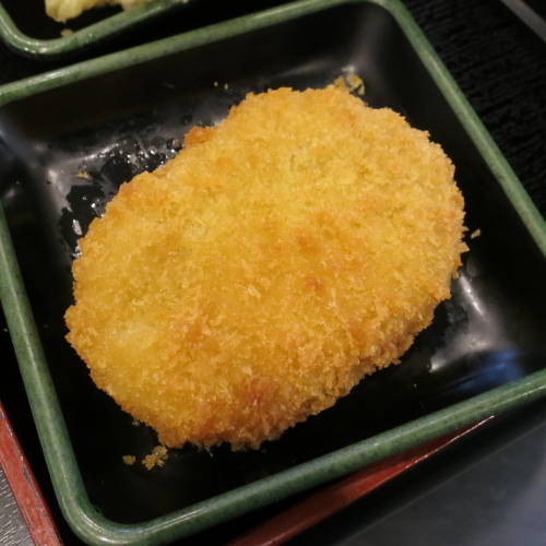 コロッケ