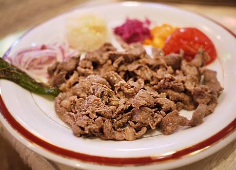 子牛もも肉の回し焼き