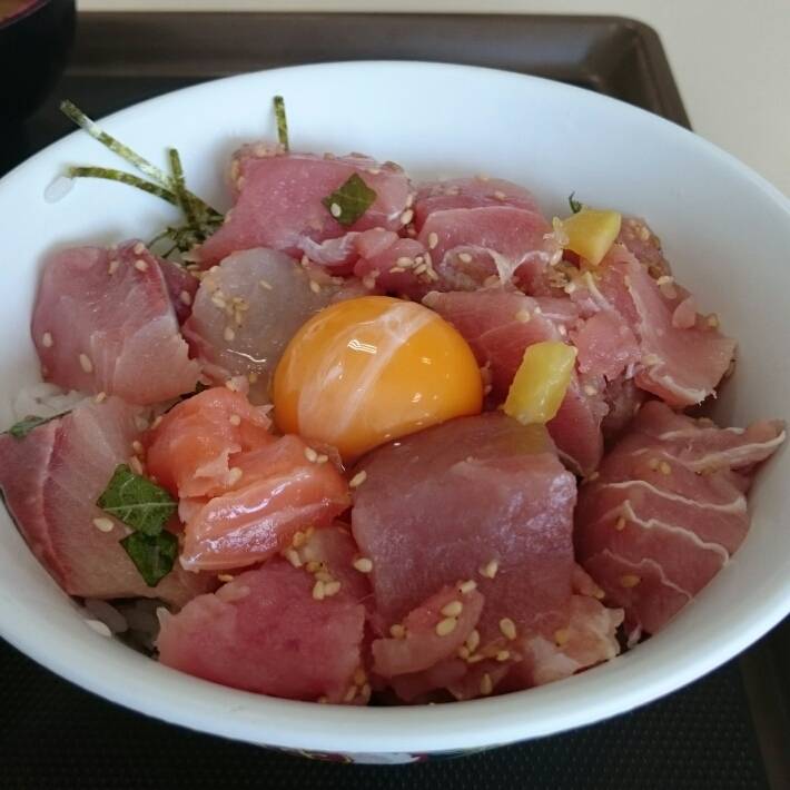 市場丼