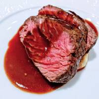 牛ハラミ肉のステーキ～赤ワインソース～