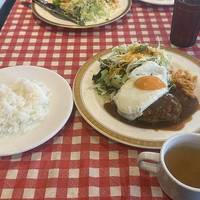 手作り手捏ねハンバーグ