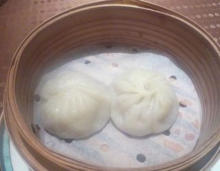 ショーロンポー