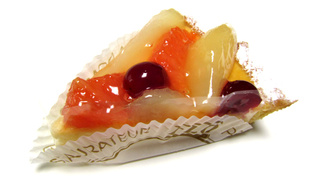 洋梨とルビーグレープフルーツのチーズタルト