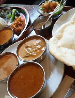 三色カレーセット