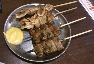 もつ焼（がつ＆アスパラ巻き）