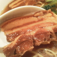 トロトロ　豚角煮麺