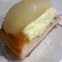 桃のデニッシュ