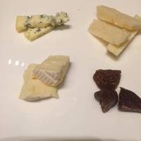 チーズ３種の盛り合わせ