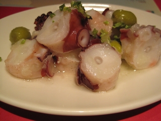 タコとオリーブのマリネ