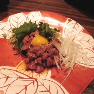 特上ハラミ炙りユッケ