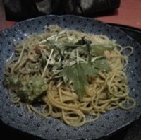 海老とアボカドとフレッシュハーブのジェノ…