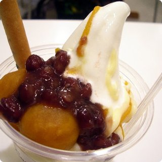 よつ葉の白いパフェ