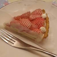 白イチゴのタルト