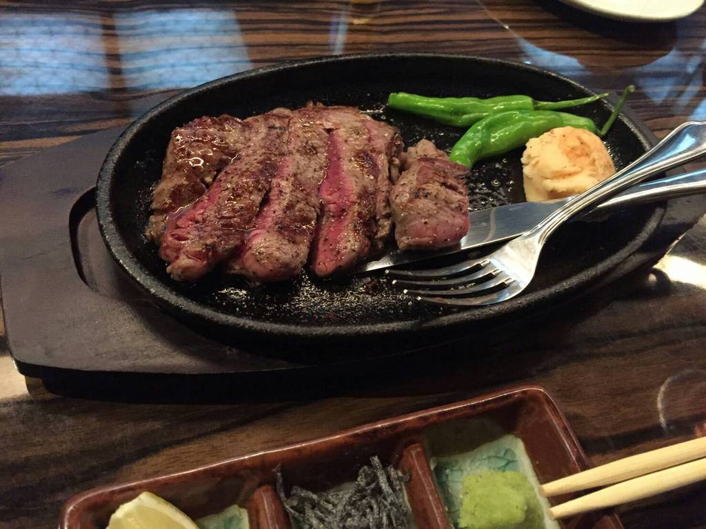 黒毛和牛ステーキ