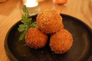 里芋のコロッケ