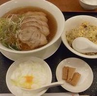 チャーシュー麺とハーフチャーハンセット