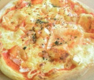 ベーコンのポテトのピッツァ