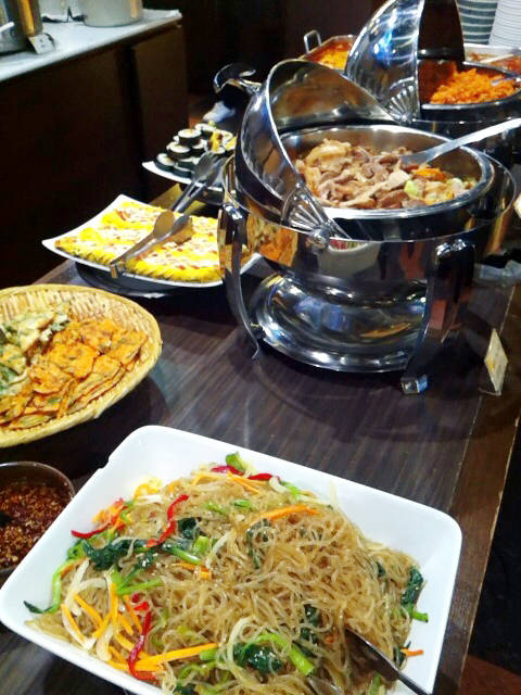 ランチバイキング