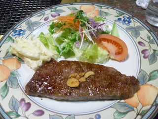 牛ロースステーキ