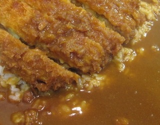 メンチカツカレー