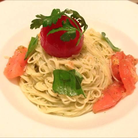 トマトとバジルの冷製カッペリーニ