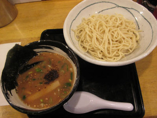 魚介豚骨濃厚つけ麺